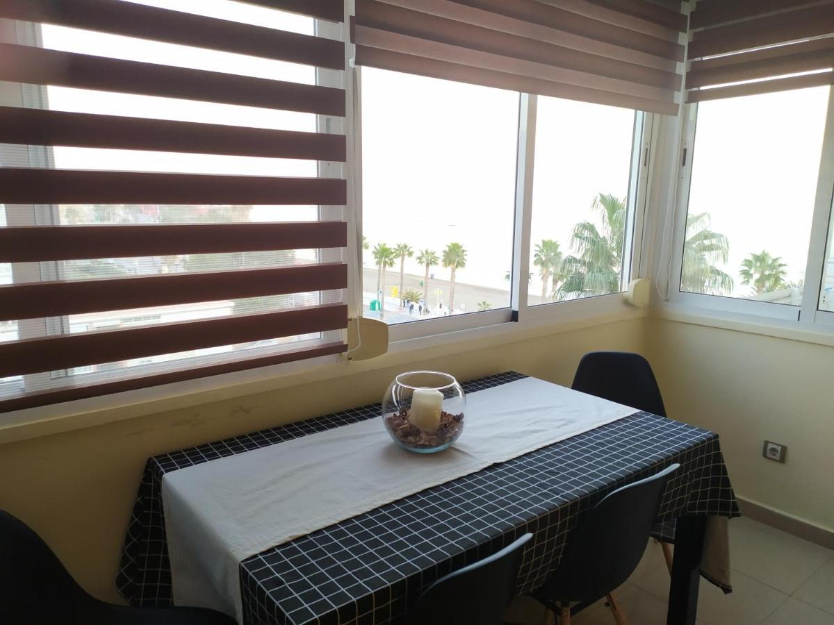 Apartament T46a2 Frente A La Playa Vistas Puerto Marina Benalmádena